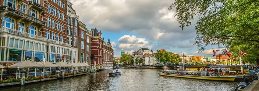 Hotely v Amsterdam